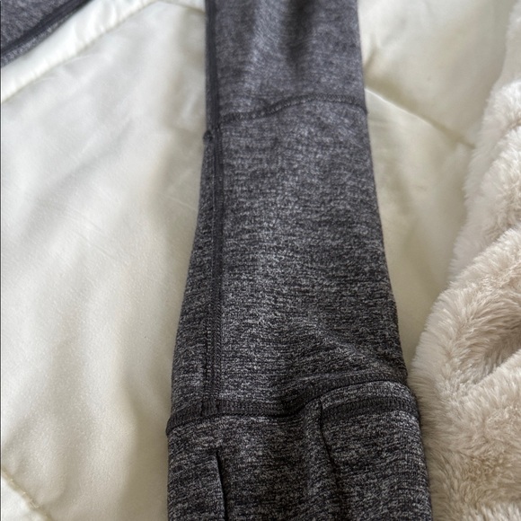 Lululemon - Picture 5 of 7